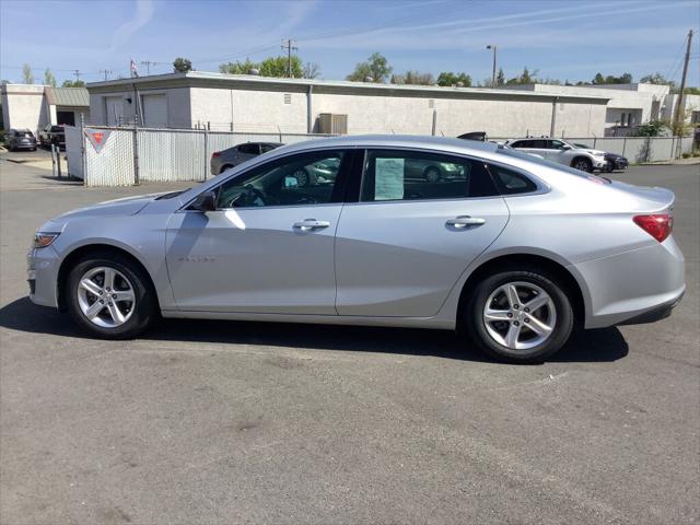2022 Chevrolet Malibu FWD 1FL