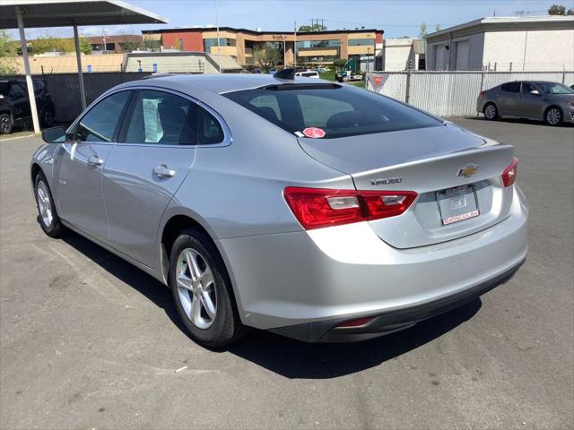 2022 Chevrolet Malibu FWD 1FL