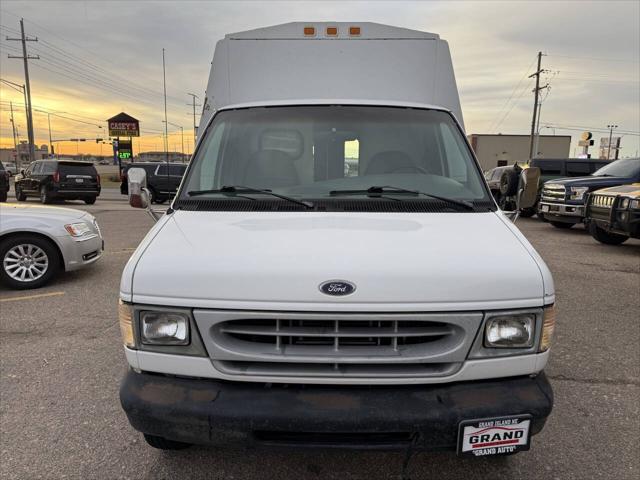 1999 Ford E-450 Comm. Cutaway E 350 SD 2dr Commercial/Cutaway/