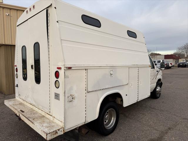 1999 Ford E-450 Comm. Cutaway E 350 SD 2dr Commercial/Cutaway/