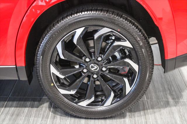 2025 Lexus 300 F SPORT Design