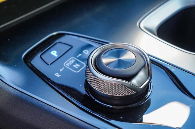 2025 Lexus 300 Premium