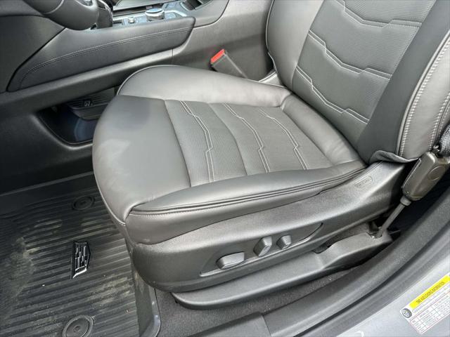 2025 Cadillac XT6 AWD Sport