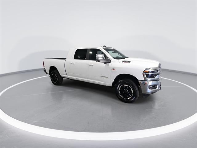 2025 RAM Ram 3500 RAM 3500 LARAMIE MEGA CAB 4X4 64 BOX