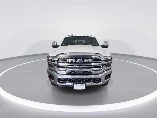 2025 RAM Ram 3500 RAM 3500 LARAMIE MEGA CAB 4X4 64 BOX