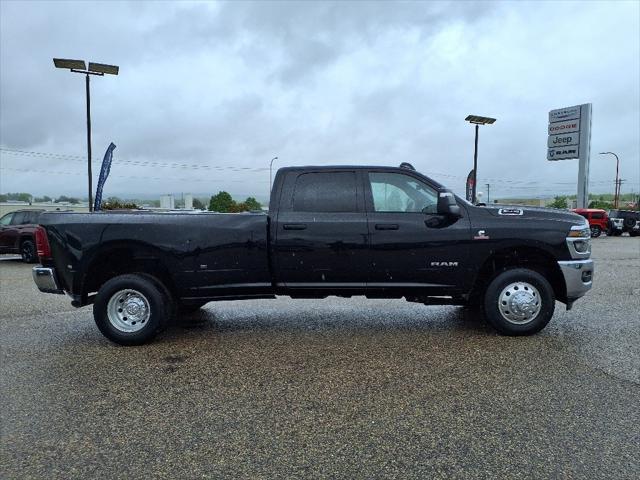 2025 RAM Ram 3500 RAM 3500 BIG HORN CREW CAB 4X4 8 BOX