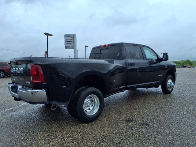 2025 RAM Ram 3500 RAM 3500 BIG HORN CREW CAB 4X4 8 BOX