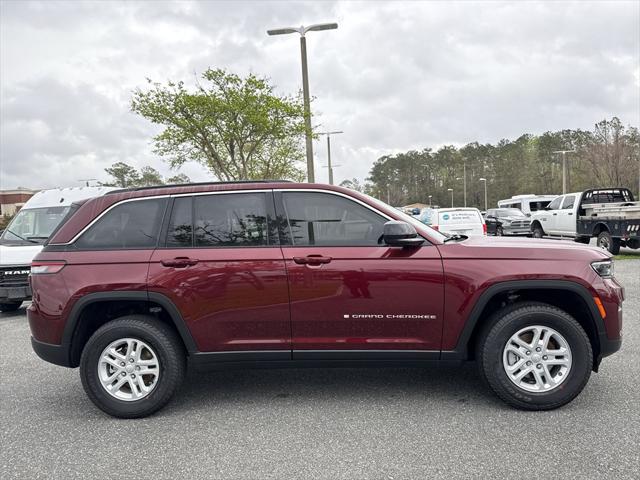2025 Jeep Grand Cherokee GRAND CHEROKEE LAREDO 4X2