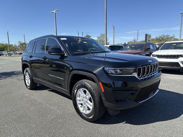 2025 Jeep Grand Cherokee GRAND CHEROKEE LAREDO 4X2