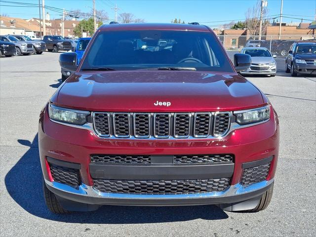 2025 Jeep Grand Cherokee GRAND CHEROKEE L LAREDO X 4X4