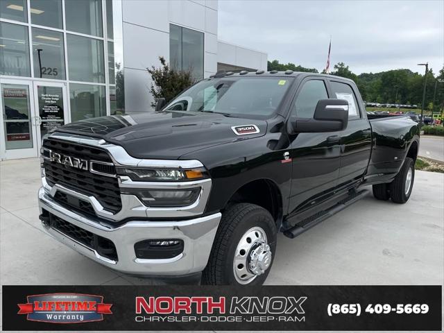 2025 RAM Ram 3500 RAM 3500 TRADESMAN CREW CAB 4X4 8 BOX