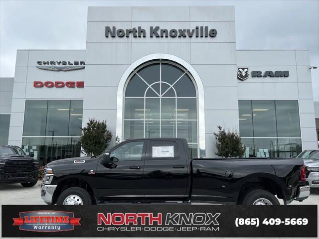 2025 RAM Ram 3500 RAM 3500 TRADESMAN CREW CAB 4X4 8 BOX