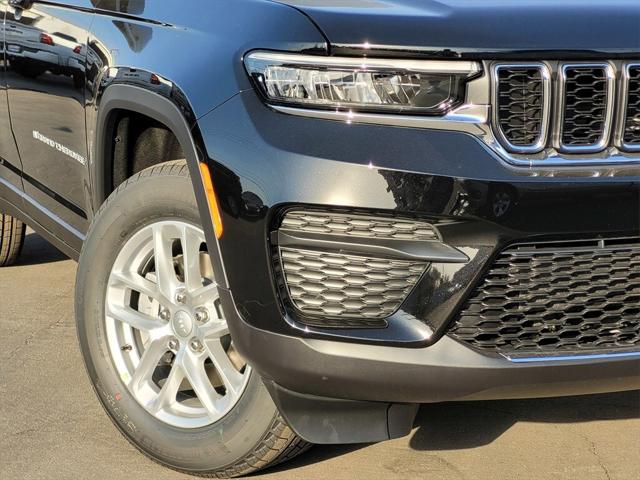 2025 Jeep Grand Cherokee GRAND CHEROKEE LAREDO X 4X2
