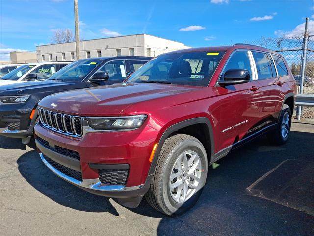 2025 Jeep Grand Cherokee GRAND CHEROKEE L LAREDO X 4X4