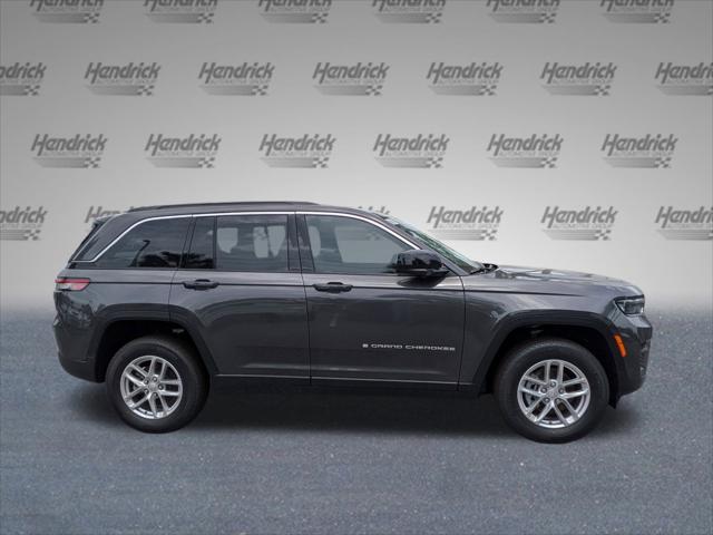 2025 Jeep Grand Cherokee GRAND CHEROKEE LAREDO X 4X2