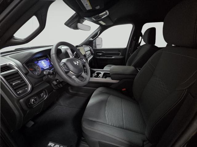 2025 RAM Ram 3500 RAM 3500 BIG HORN CREW CAB 4X4 8 BOX