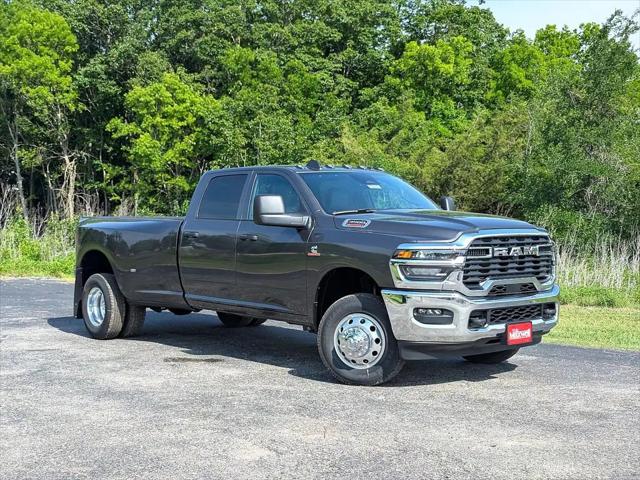 2025 RAM Ram 3500 RAM 3500 TRADESMAN CREW CAB 4X4 8 BOX