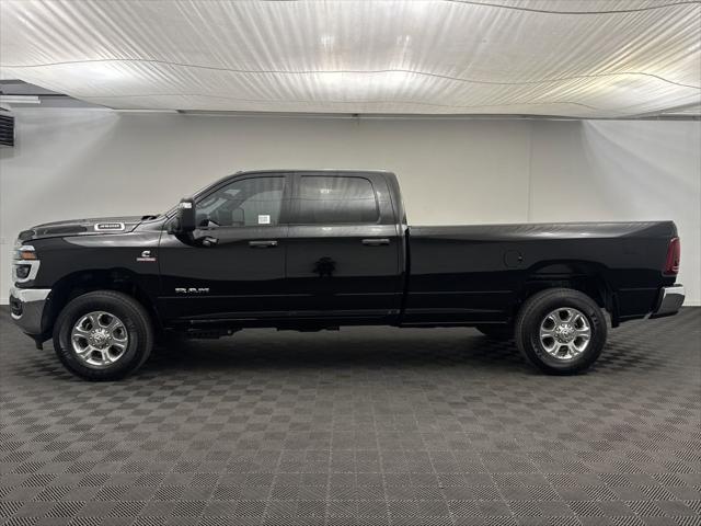2025 RAM Ram 3500 RAM 3500 BIG HORN CREW CAB 4X4 8 BOX