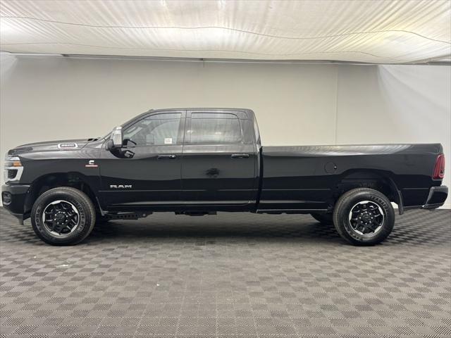 2025 RAM Ram 3500 RAM 3500 LARAMIE CREW CAB 4X4 8 BOX