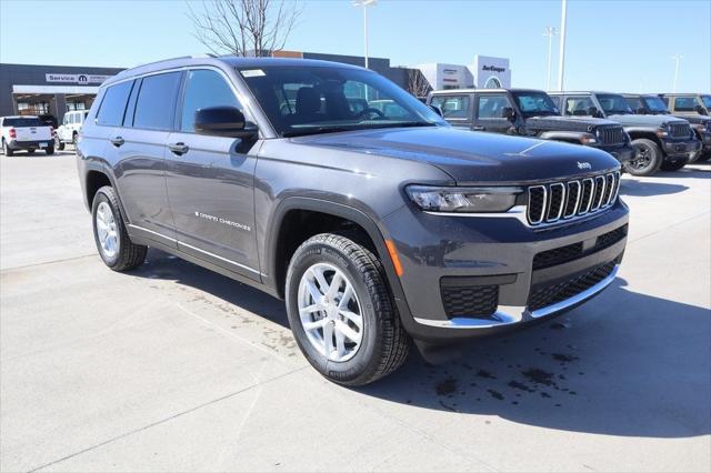 2025 Jeep Grand Cherokee GRAND CHEROKEE L LAREDO X 4X4