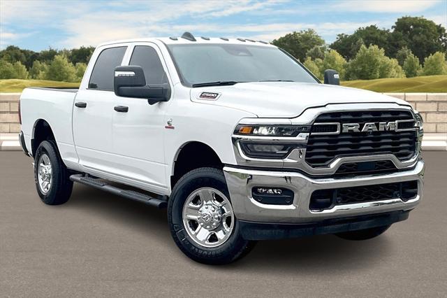 2025 RAM Ram 2500 RAM 2500 TRADESMAN CREW CAB 4X4 64 BOX