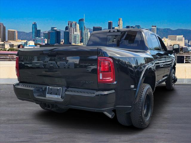 2025 RAM Ram 3500 RAM 3500 LIMITED MEGA CAB 4X4 64 BOX