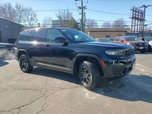 2025 Jeep Grand Cherokee GRAND CHEROKEE L ALTITUDE X 4X4