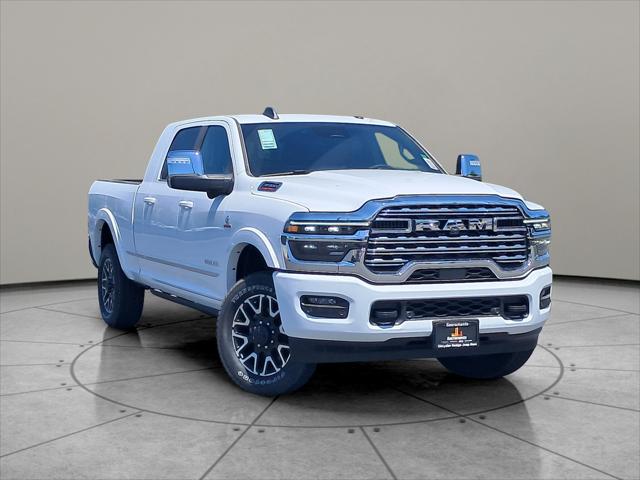 2025 RAM Ram 3500 RAM 3500 LIMITED MEGA CAB 4X4 64 BOX