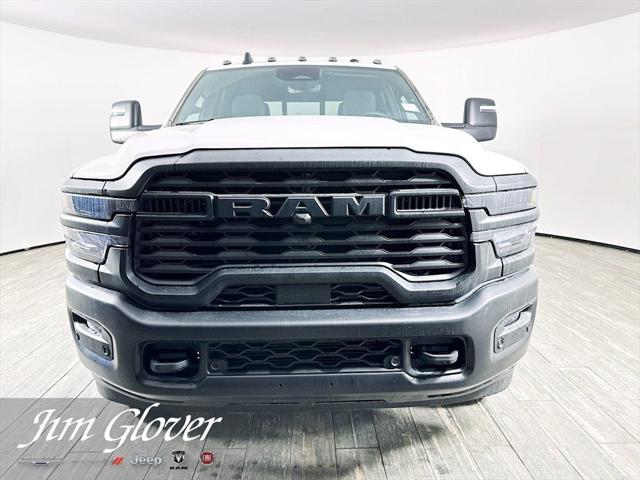 2025 RAM Ram 3500 RAM 3500 TRADESMAN CREW CAB 4X4 8 BOX