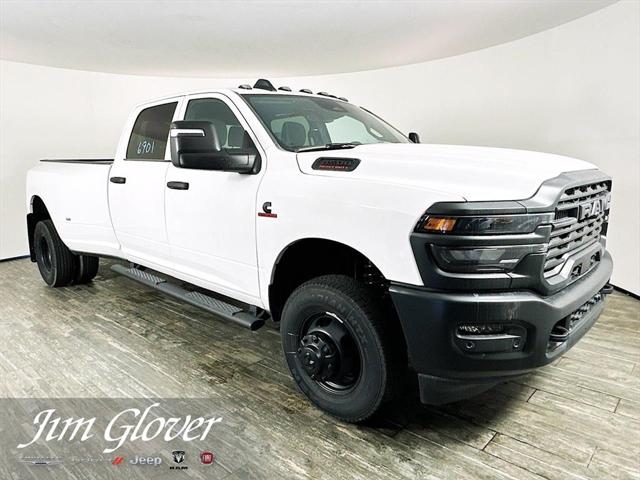 2025 RAM Ram 3500 RAM 3500 TRADESMAN CREW CAB 4X4 8 BOX