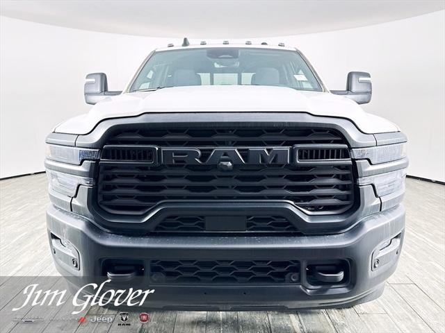 2025 RAM Ram 3500 RAM 3500 TRADESMAN CREW CAB 4X4 8 BOX