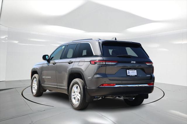 2025 Jeep Grand Cherokee GRAND CHEROKEE LAREDO 4X2