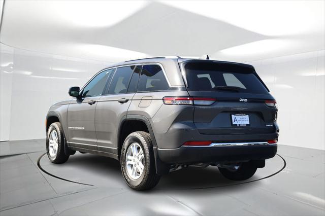 2025 Jeep Grand Cherokee GRAND CHEROKEE LAREDO 4X2