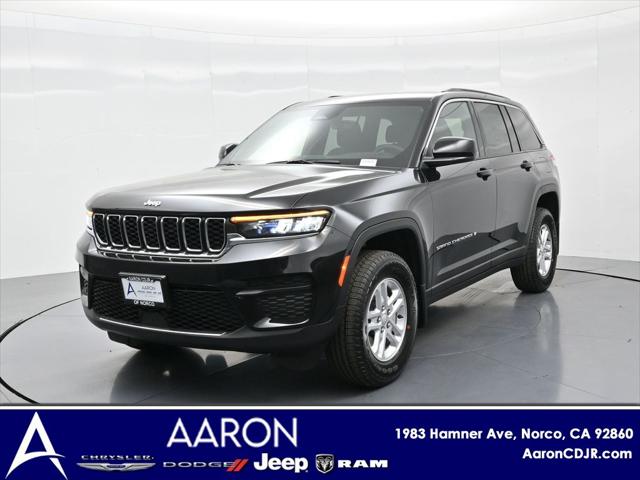 2025 Jeep Grand Cherokee GRAND CHEROKEE LAREDO 4X2