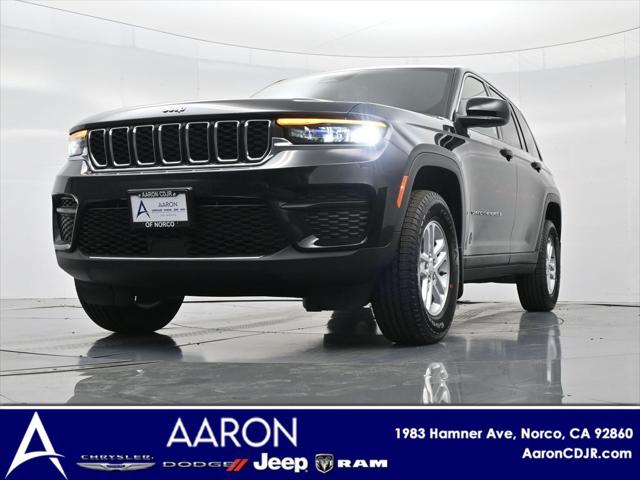 2025 Jeep Grand Cherokee GRAND CHEROKEE LAREDO 4X2