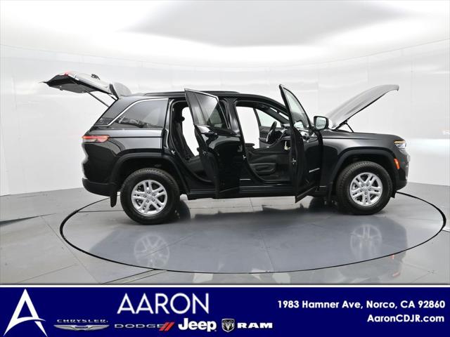 2025 Jeep Grand Cherokee GRAND CHEROKEE LAREDO 4X2