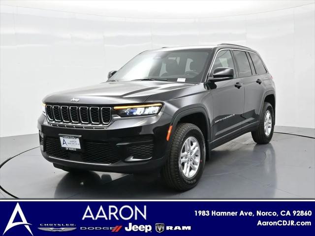 2025 Jeep Grand Cherokee GRAND CHEROKEE LAREDO 4X2