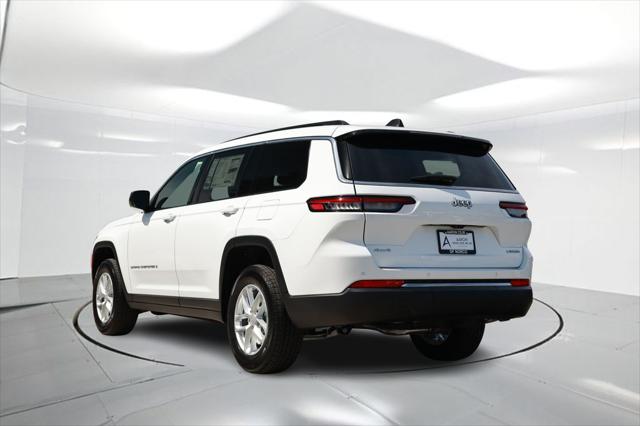2025 Jeep Grand Cherokee GRAND CHEROKEE L LAREDO X 4X4