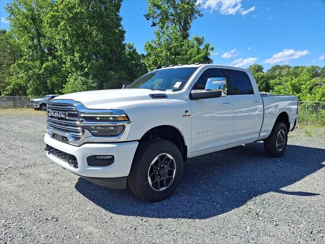 2025 RAM Ram 3500 RAM 3500 LARAMIE CREW CAB 4X4 64 BOX