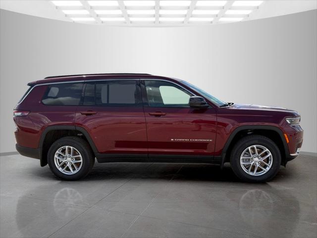 2025 Jeep Grand Cherokee GRAND CHEROKEE L LAREDO X 4X4