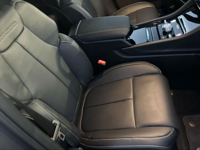 2025 Jeep Grand Cherokee Overland 4x4