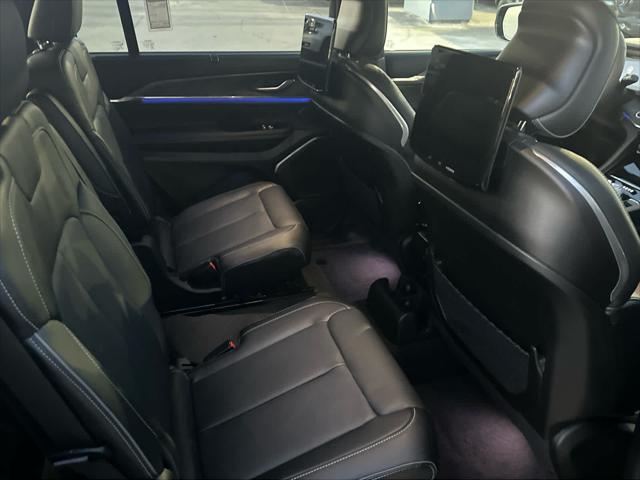 2025 Jeep Grand Cherokee Overland 4x4