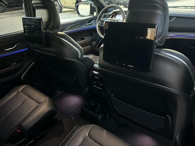 2025 Jeep Grand Cherokee Overland 4x4