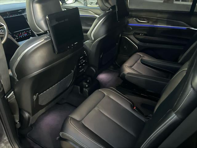 2025 Jeep Grand Cherokee Overland 4x4