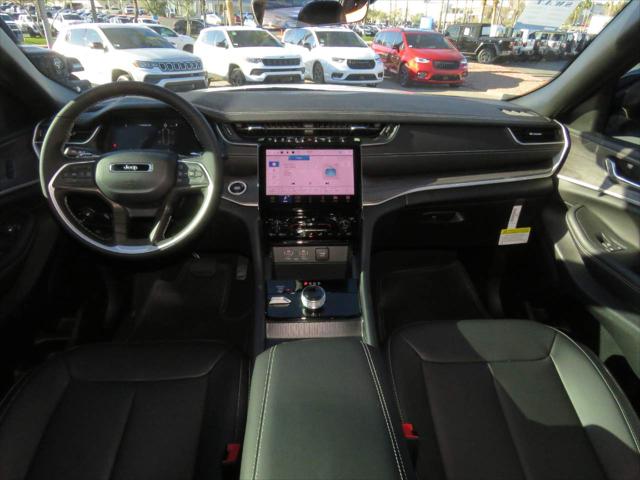 2025 Jeep Grand Cherokee GRAND CHEROKEE L LIMITED 4X4 2025 Jeep Grand Cherokee GRAND CHEROKEE L LIMITED 4X4