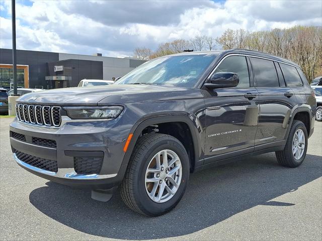 2025 Jeep Grand Cherokee GRAND CHEROKEE L LAREDO X 4X4