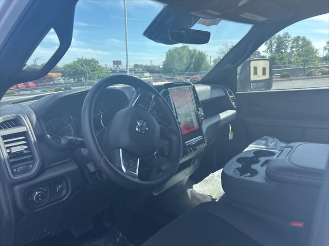 2025 RAM Ram 2500 RAM 2500 TRADESMAN CREW CAB 4X4 64 BOX