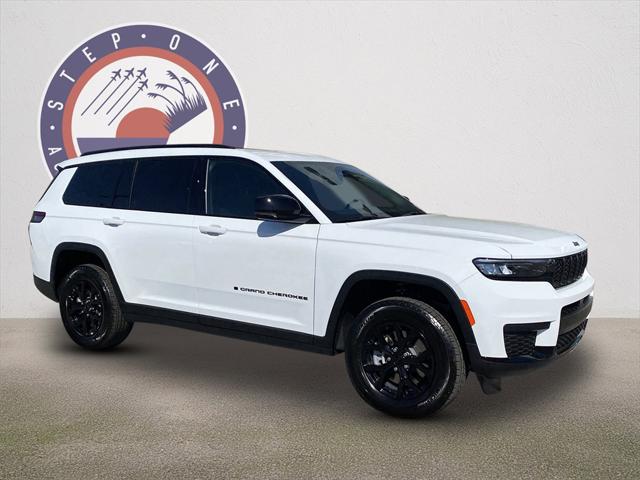 2025 Jeep Grand Cherokee GRAND CHEROKEE L ALTITUDE X 4X4