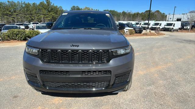 2025 Jeep Grand Cherokee GRAND CHEROKEE L ALTITUDE X 4X4