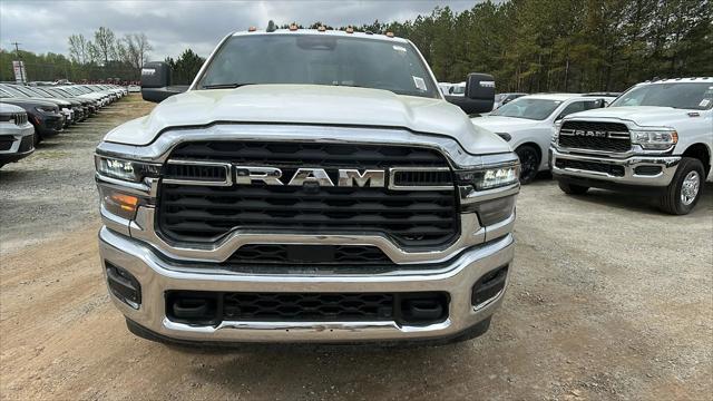 2025 RAM Ram 2500 RAM 2500 BIG HORN CREW CAB 4X2 64 BOX